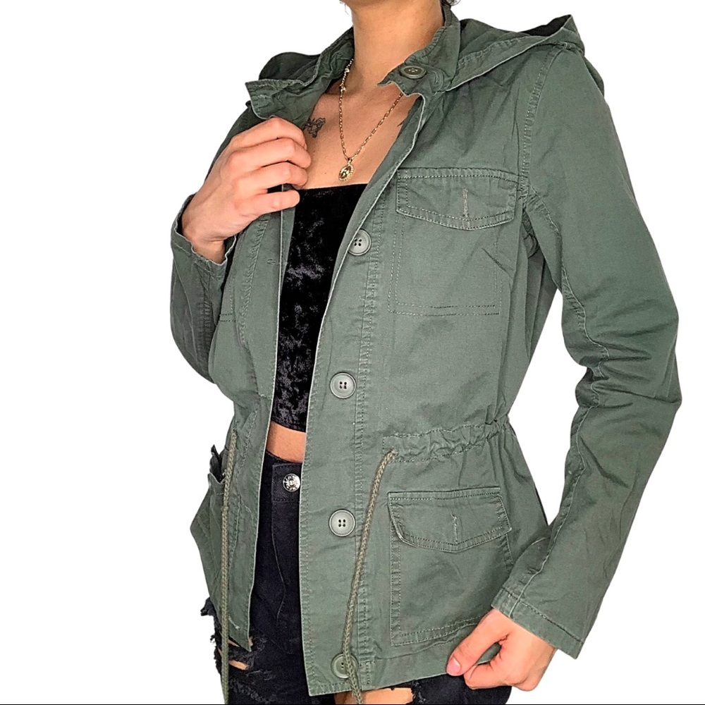 Green Jacket! - Picture 3 of 3